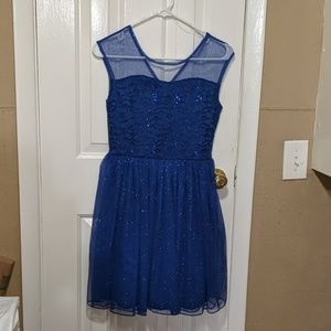 Girl's dress